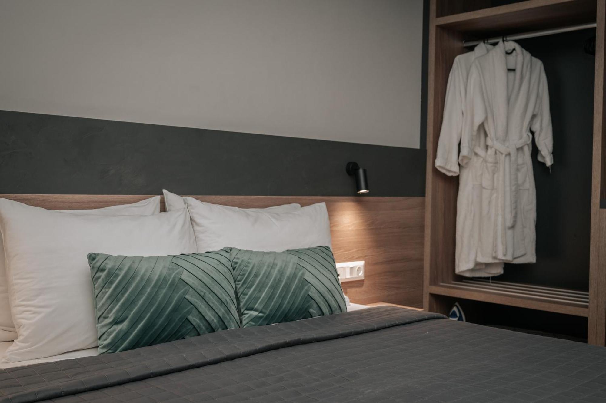 Elizabeth Queen Luxury Rooms Paralía Extérieur photo