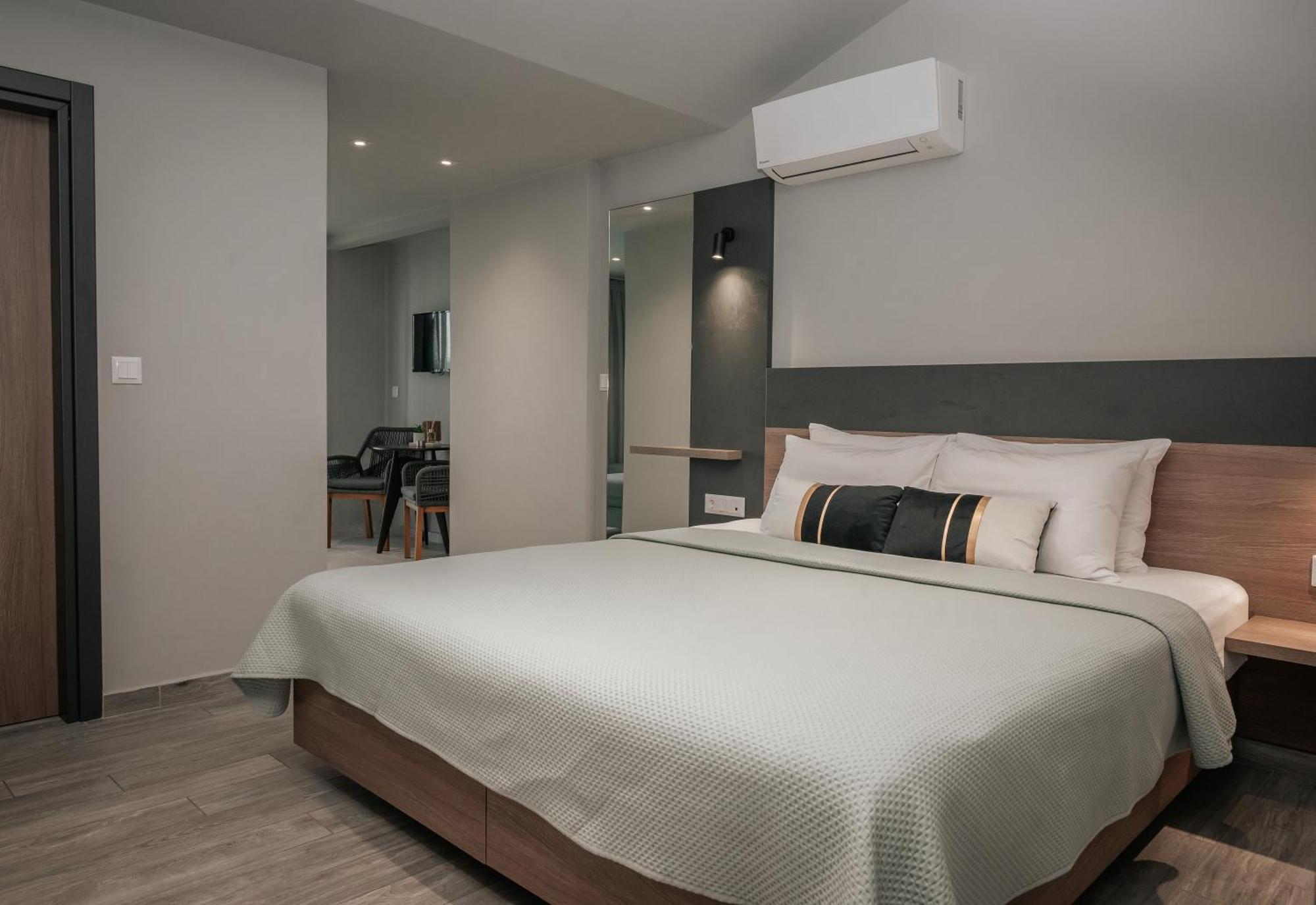 Elizabeth Queen Luxury Rooms Paralía Extérieur photo
